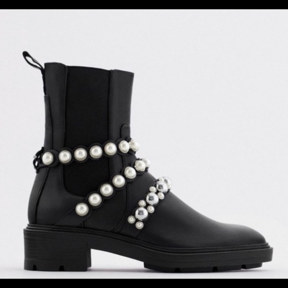NWT Zara combat style boots - Picture 4 of 12